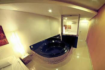 Dom Suites Motel (Adults Only) Salvador Exterior photo